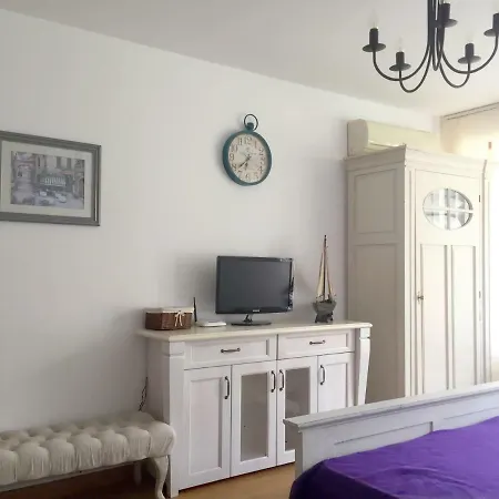 Studio Iris Apartment Balchik
